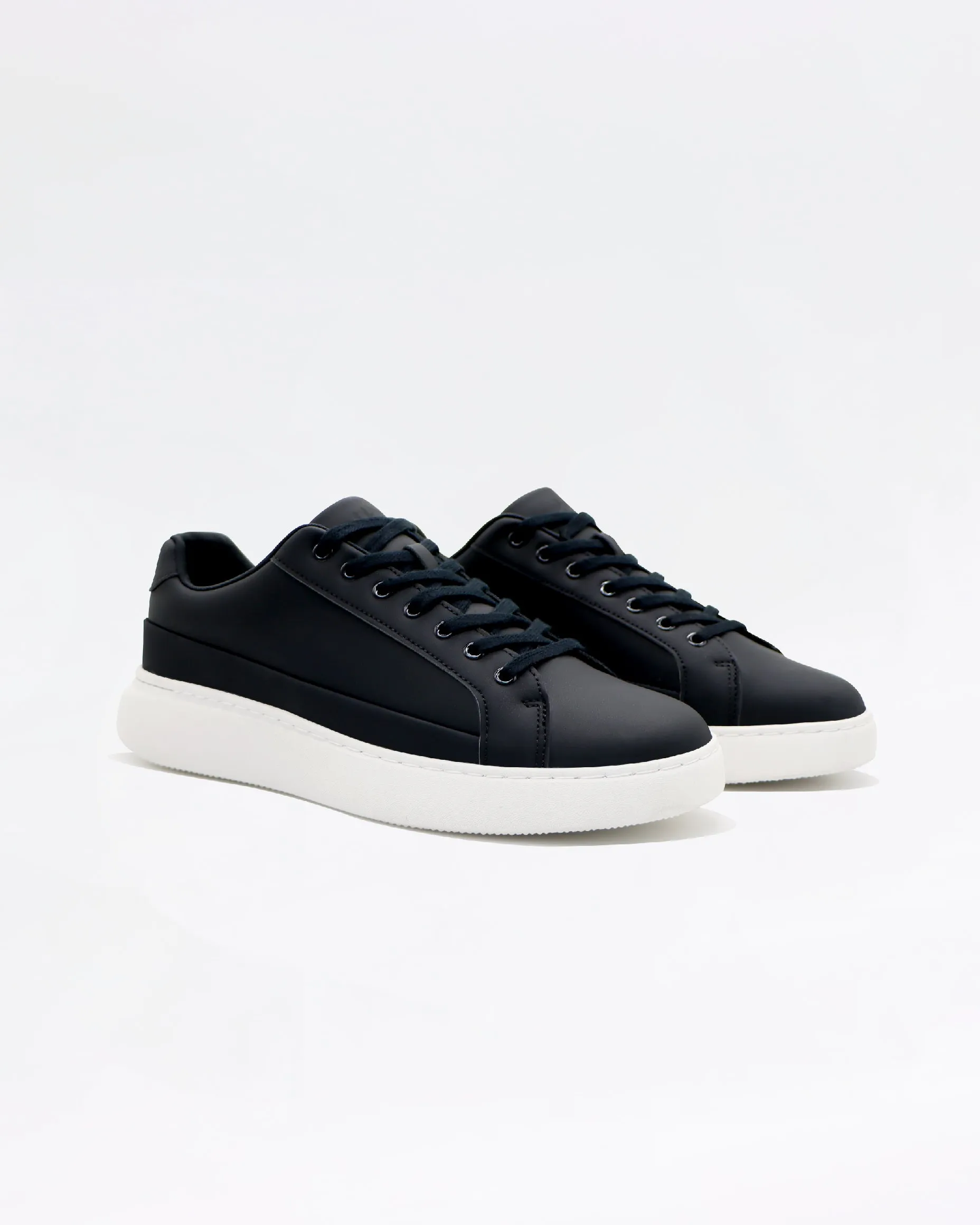 2H #0212 2008 1312 Black Casual shoes