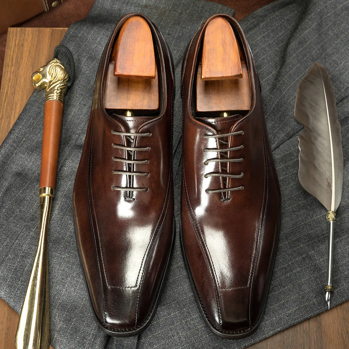 Robert  Klassische Herren-Oxfordschuhe aus veganem Leder